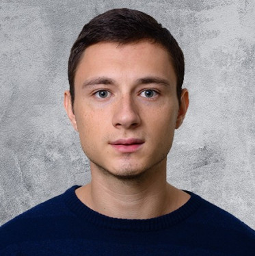 Илья Ухов